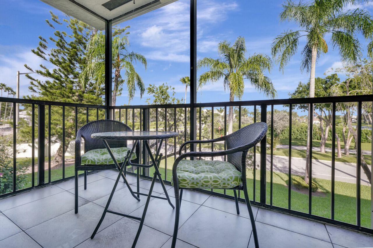 7547 S Oriole Boulevard, Unit 202, Delray Beach, FL 33446 Photo