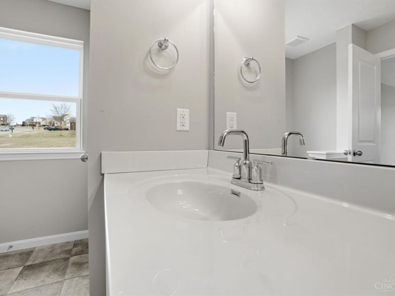 450 Hamilton View Drive, Hamilton, OH 45013 Photo 39