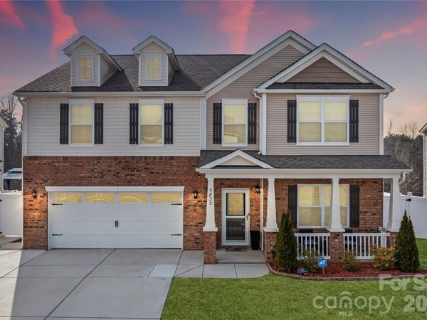 7833 Stonehouse Drive, Gastonia, NC 28056