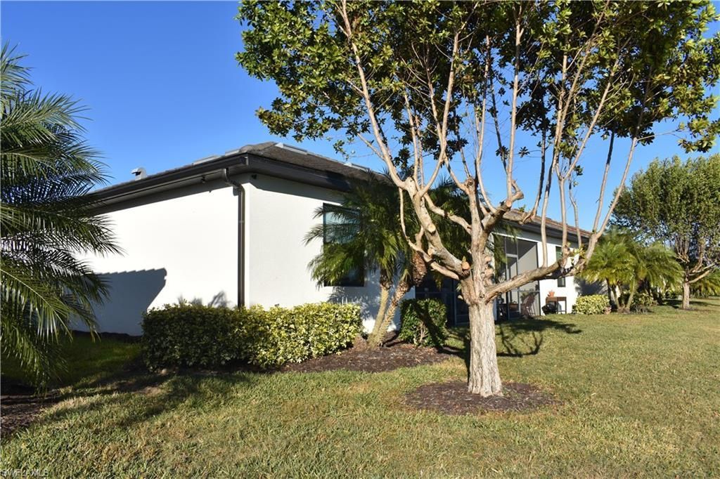 9163 Woodhurst Dr, Naples, FL 34120 Photo