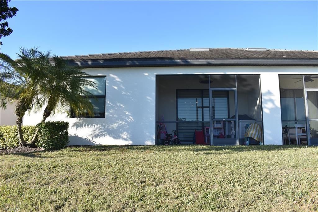 9163 Woodhurst Dr, Naples, FL 34120 Photo