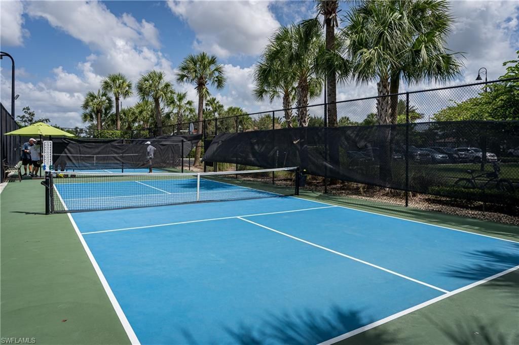 9163 Woodhurst Dr, Naples, FL 34120 Photo