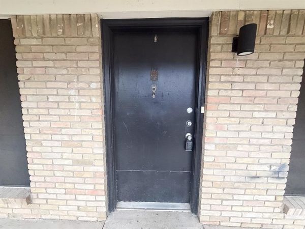 510 W Marvin Avenue , Unit 207, Waxahachie, TX 75165