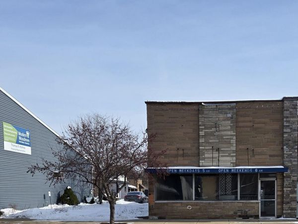 127 S Main Street, Plainwell, MI 49080