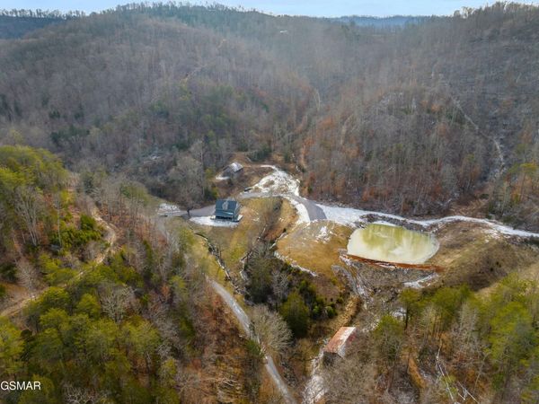 260 Shepard Lane, Thorn Hill, TN 37881