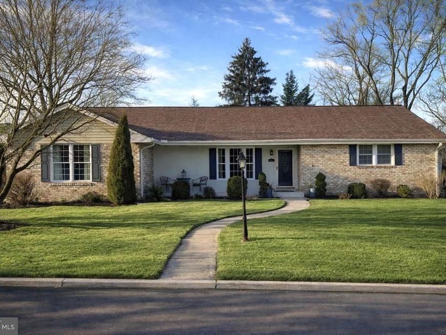 214 William Drive, Hershey, PA 17033 Main Photo