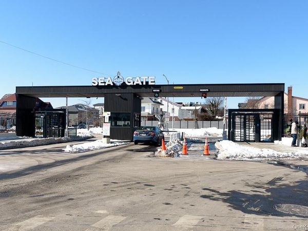 30 Tudor Terrace, Brooklyn, NY 11224