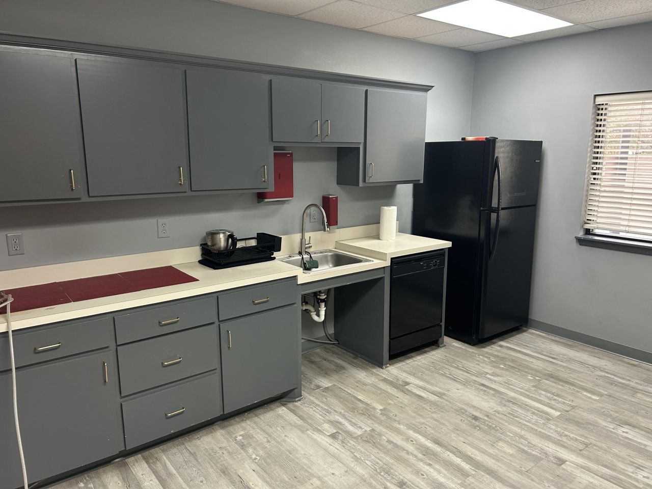 472 Long Point Rd Road Photo 7