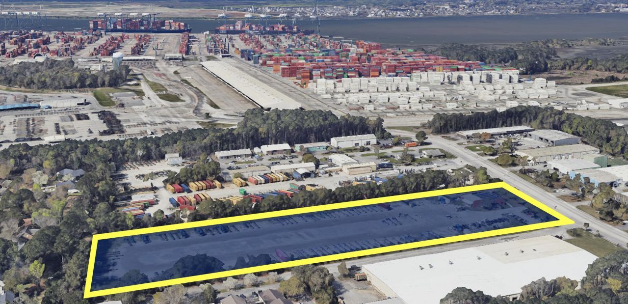 472 Long Point Rd Road Photo 8