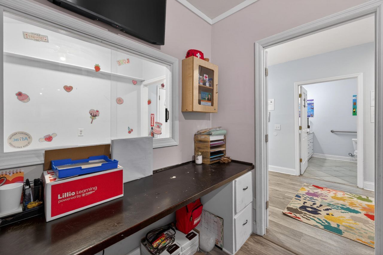 209 Metts Street Photo 18