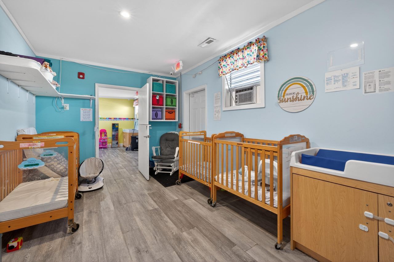 209 Metts Street Photo 24