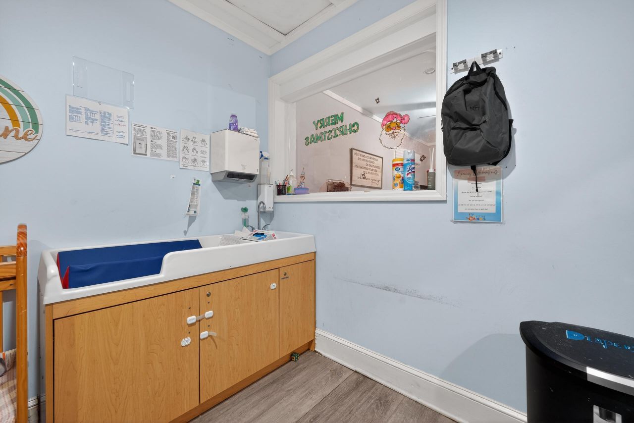 209 Metts Street Photo 27