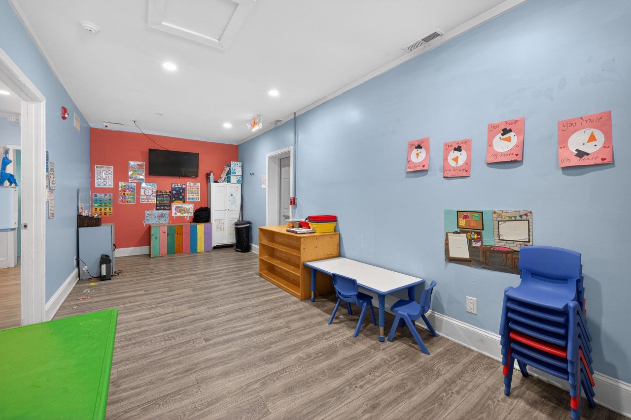 209 Metts Street Photo 31