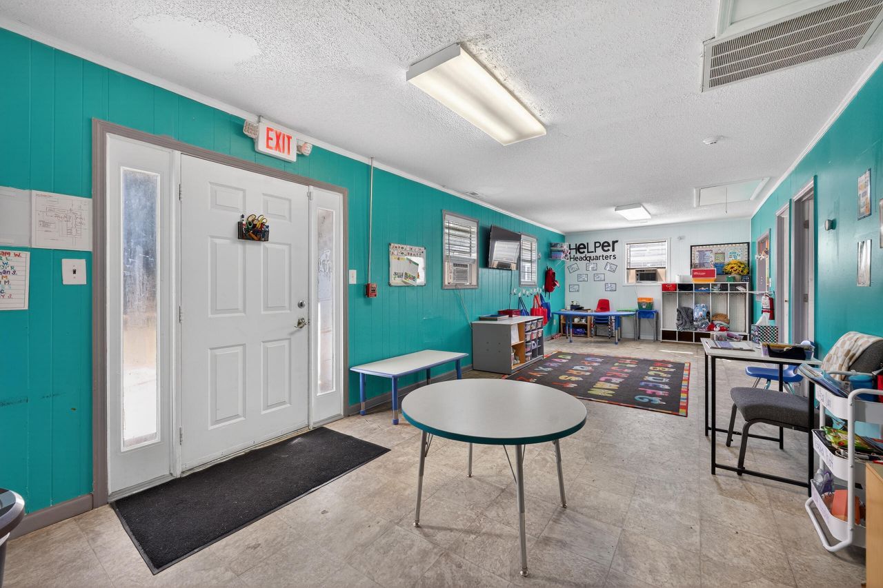 209 Metts Street Photo 35