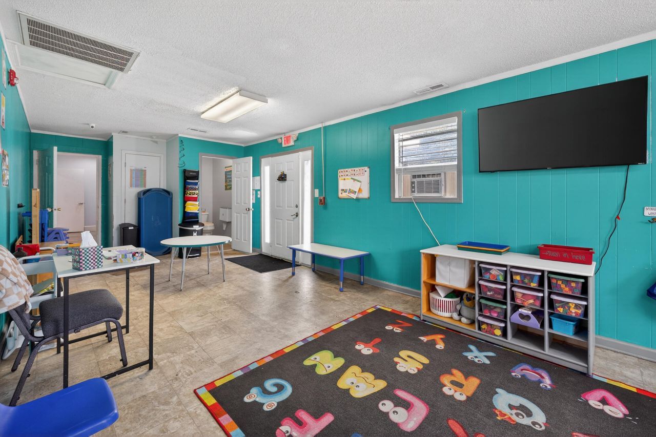 209 Metts Street Photo 39