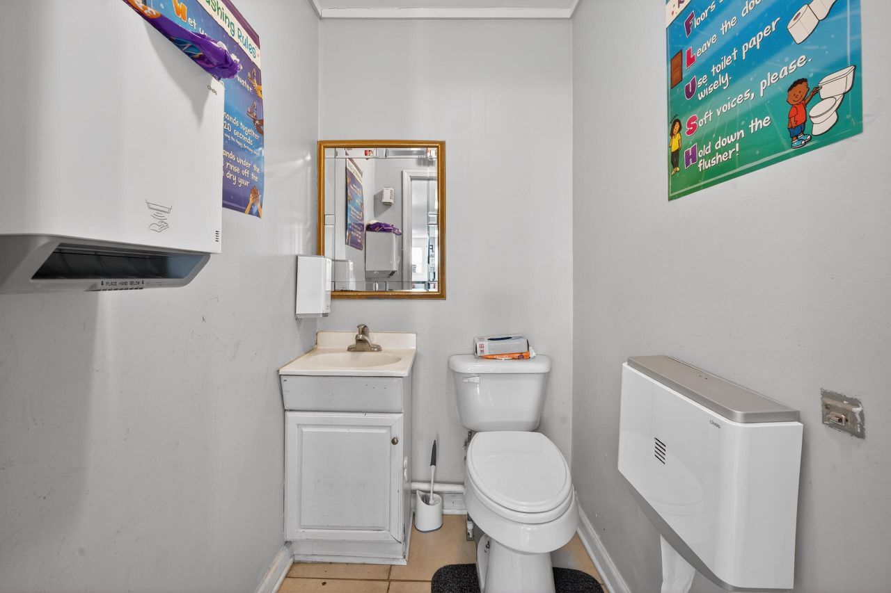 209 Metts Street Photo 40