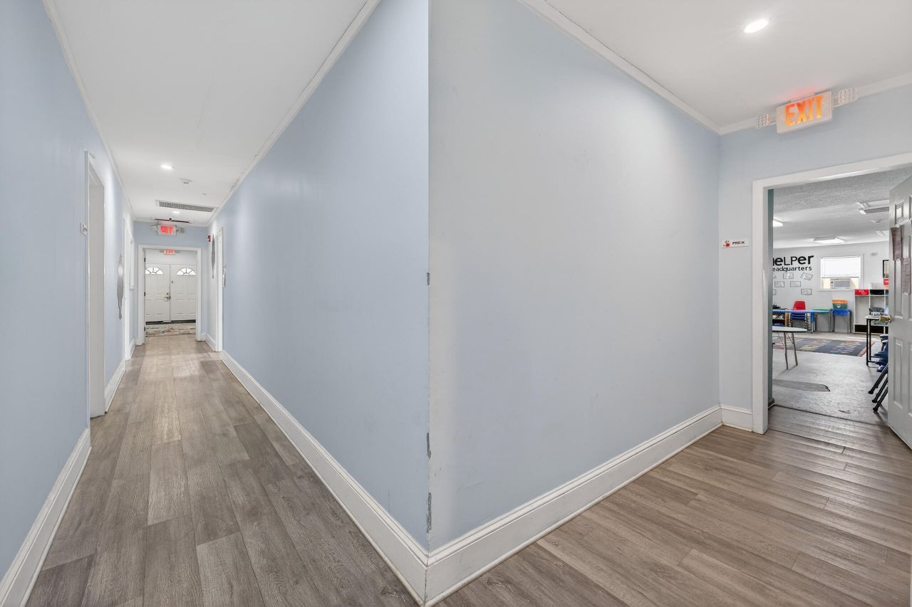 209 Metts Street Photo 47