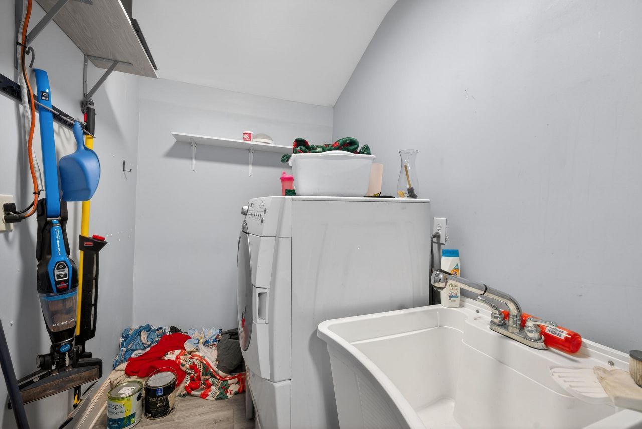 209 Metts Street Photo 48