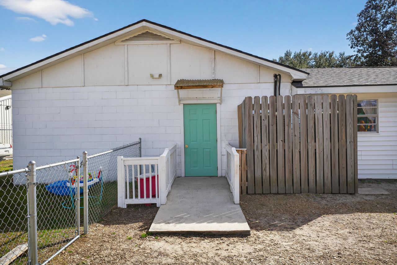 209 Metts Street Photo 52