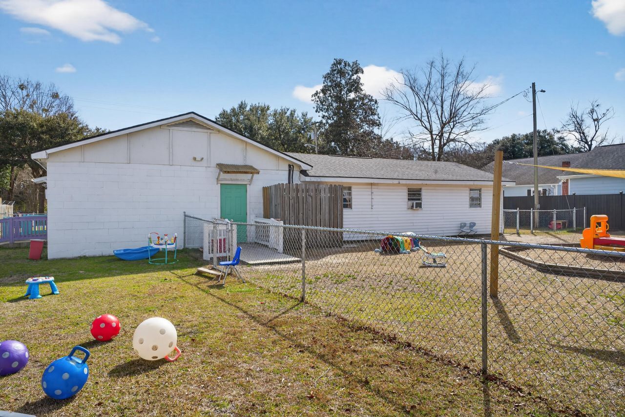 209 Metts Street Photo 53