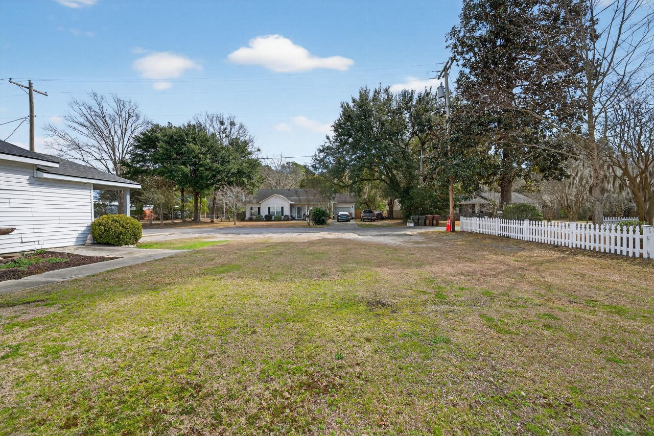 209 Metts Street Photo 56