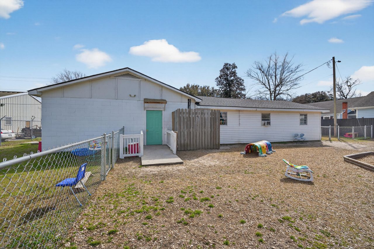 209 Metts Street Photo 57