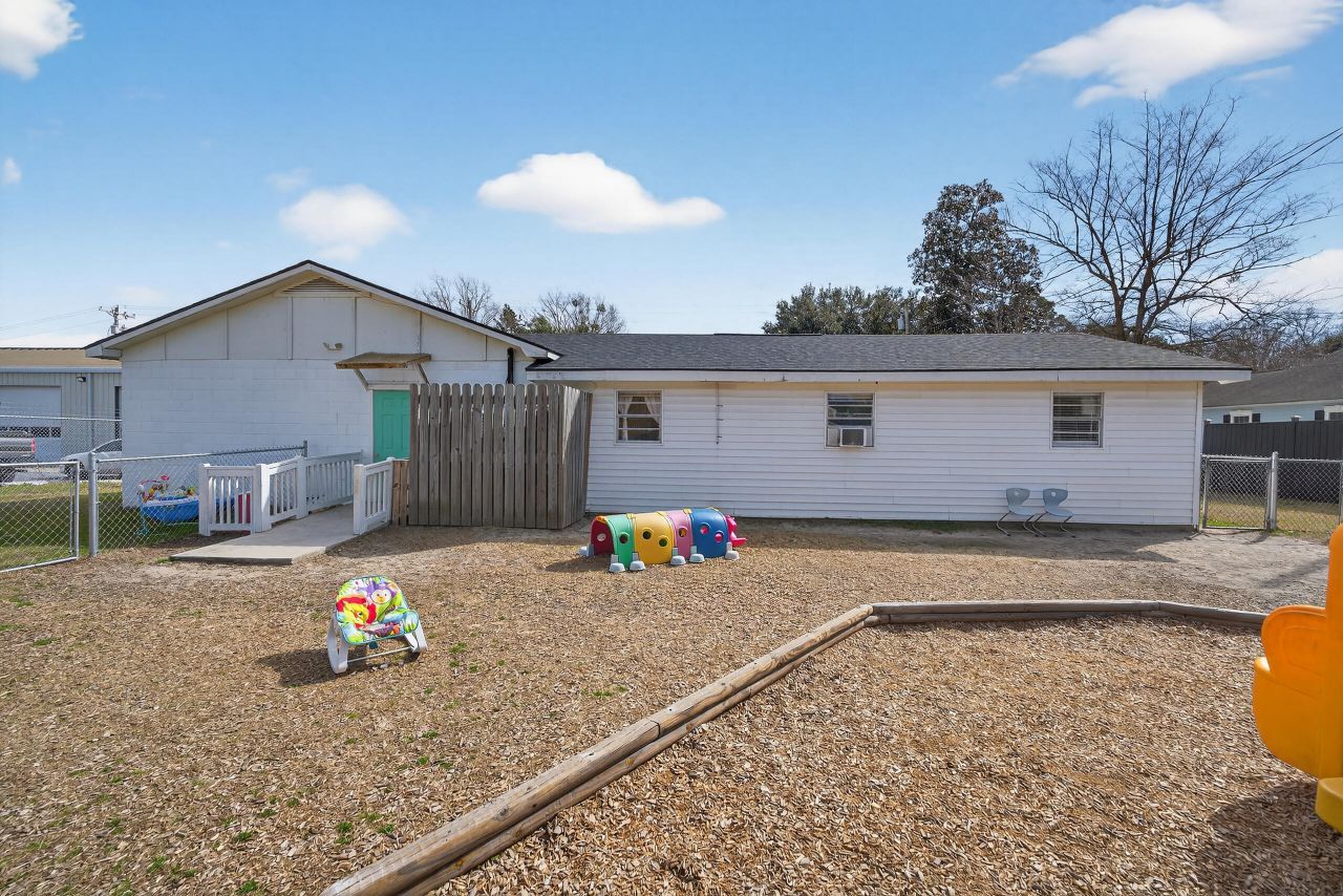 209 Metts Street Photo 58