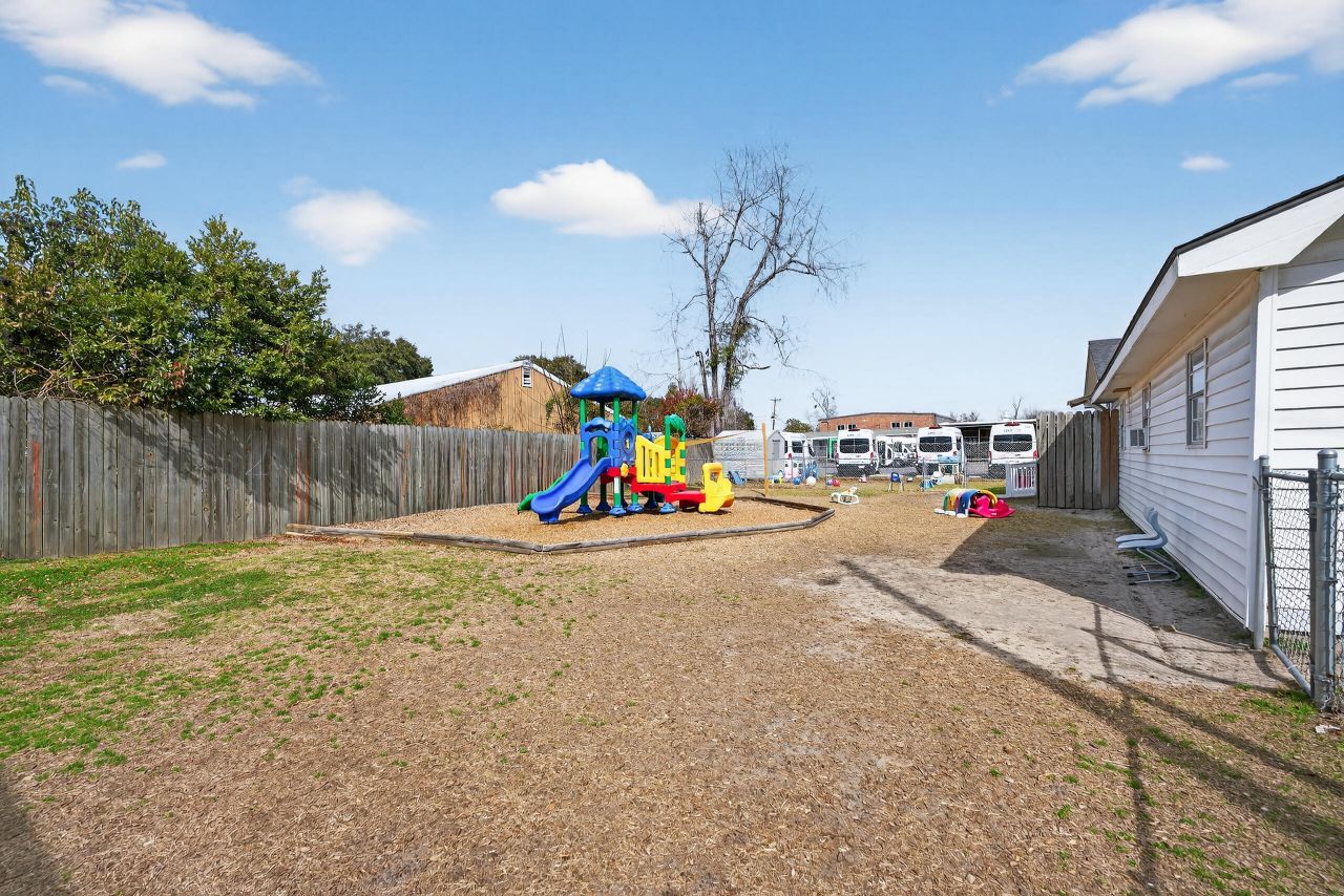 209 Metts Street Photo 60