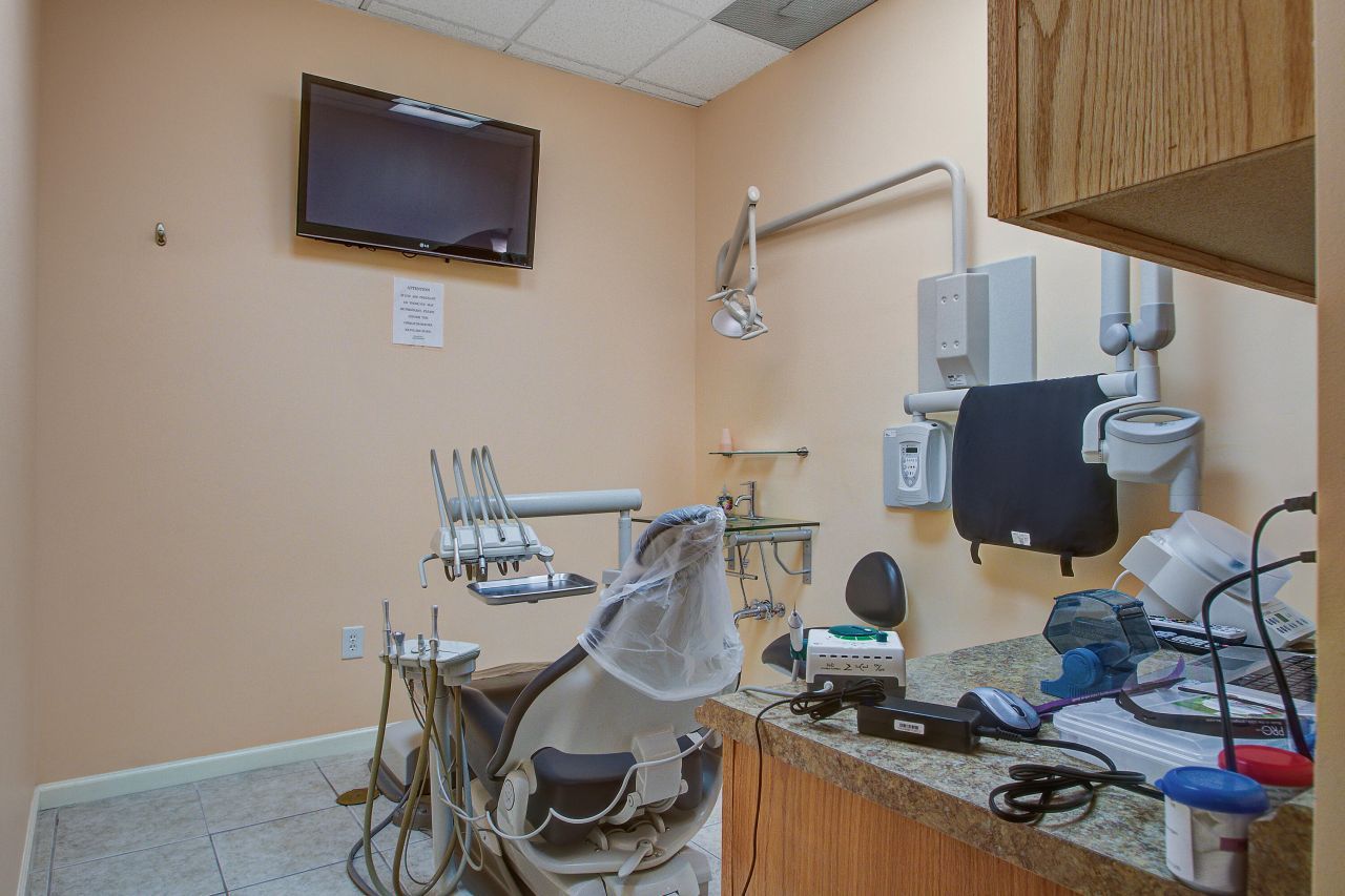 100 Omalley Drive  Photo 7