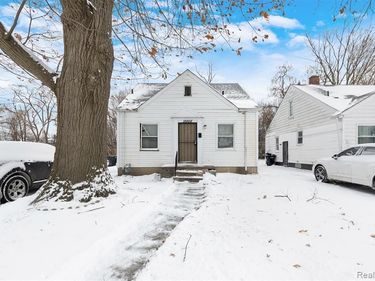 18468 Winthrop Street, Detroit, MI 48235