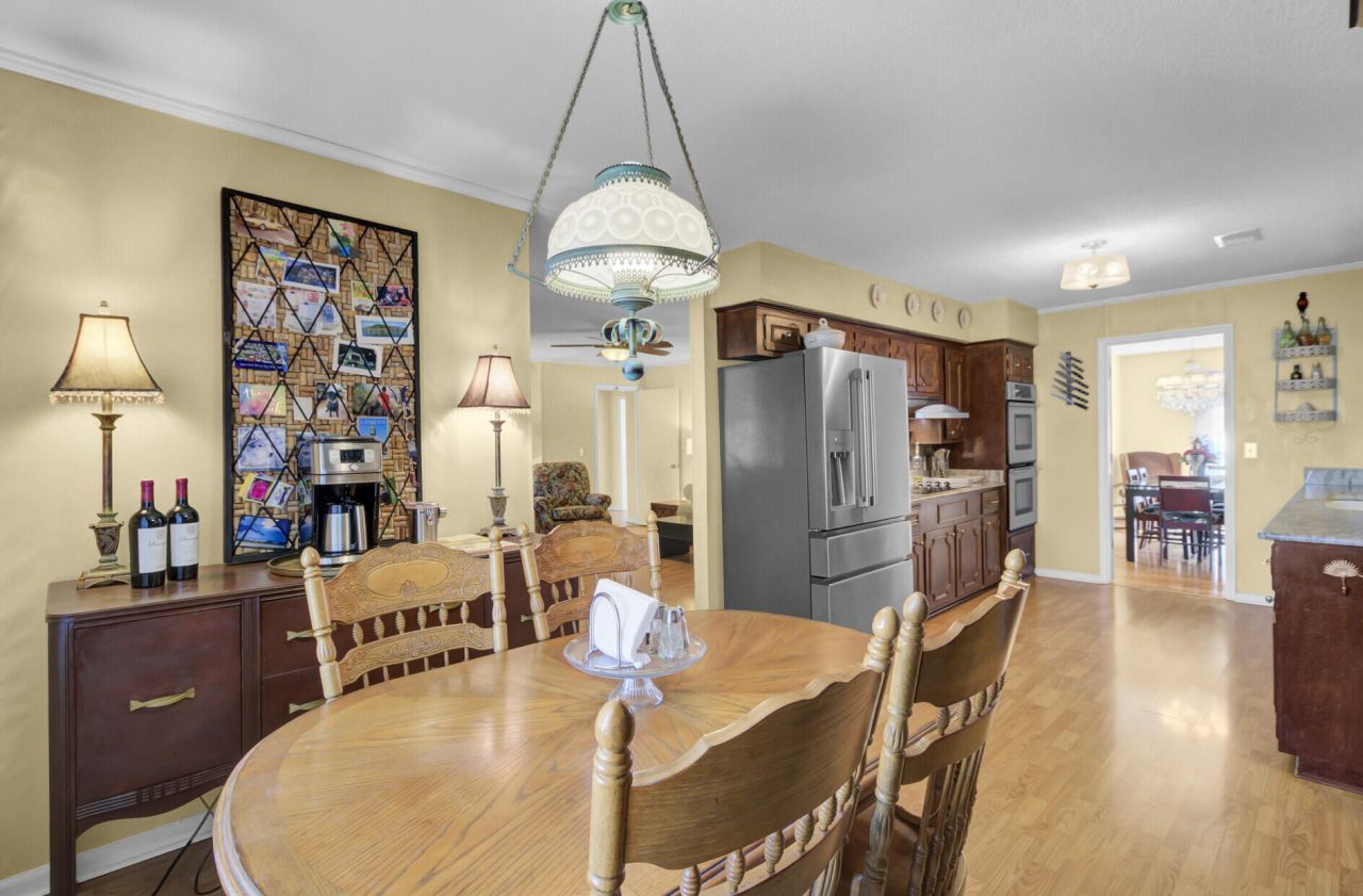 108 Ayers Circle Photo 10