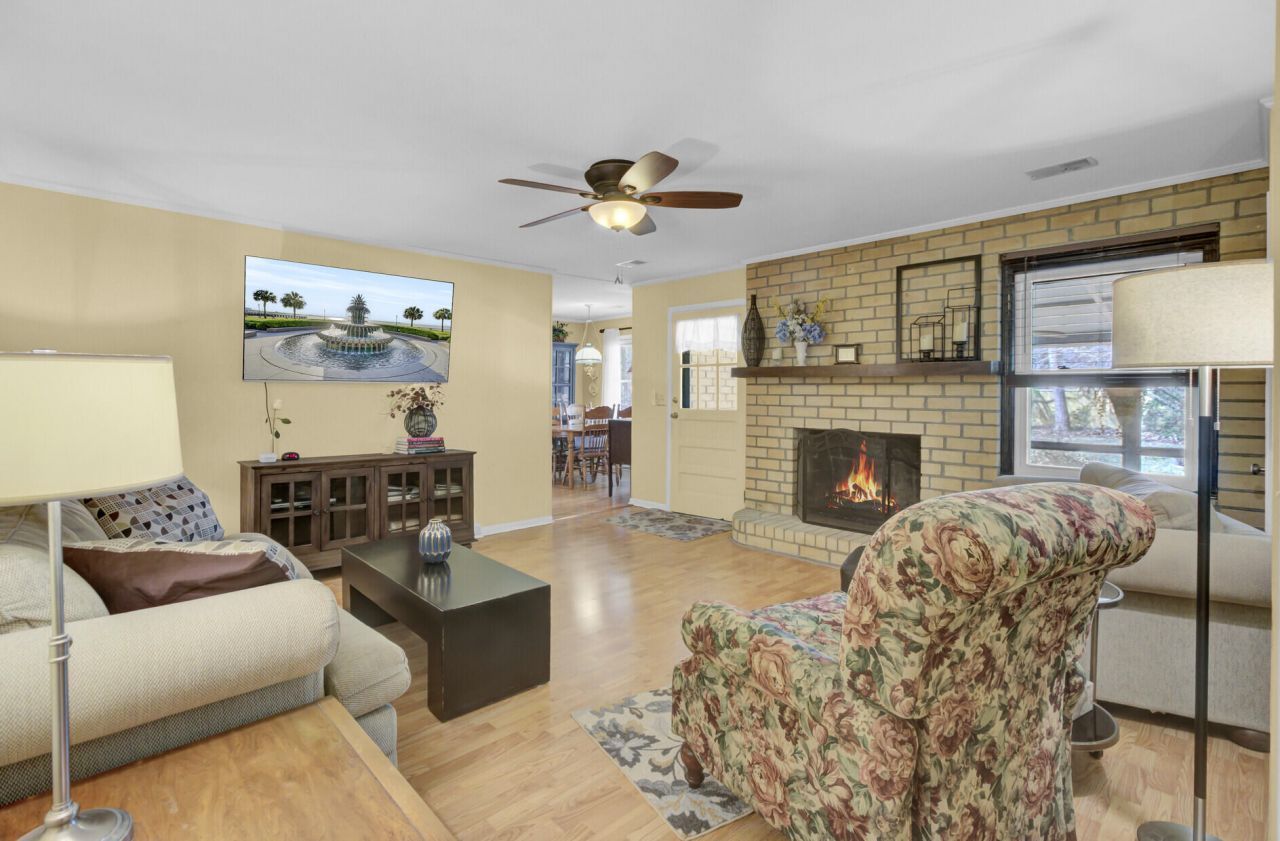 108 Ayers Circle Photo 16