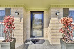 108 Ayers Circle photo 4