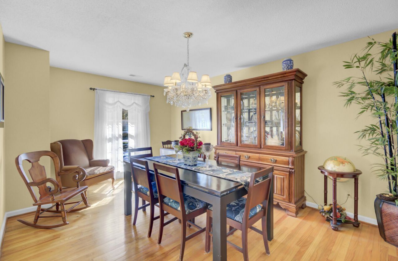 108 Ayers Circle Photo 7