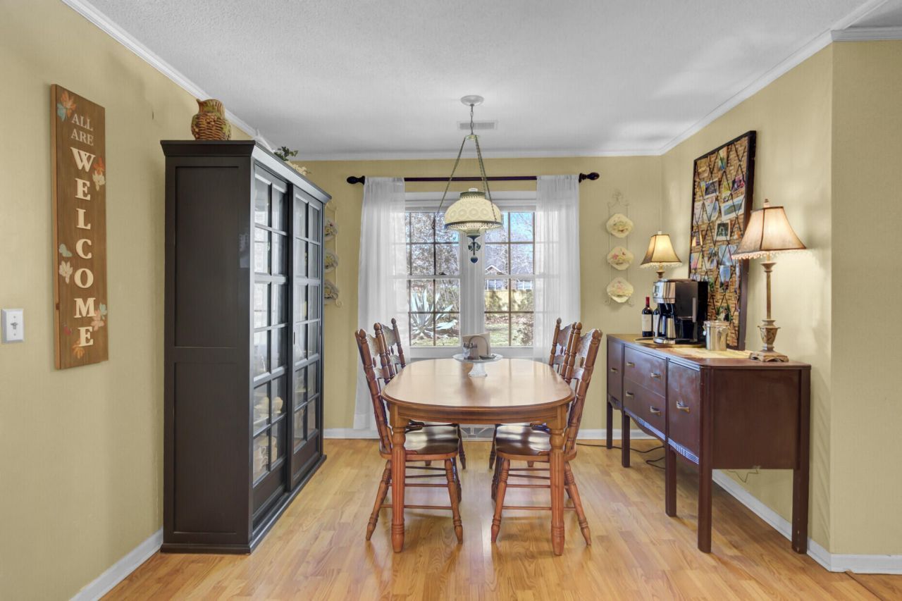 108 Ayers Circle Photo 9