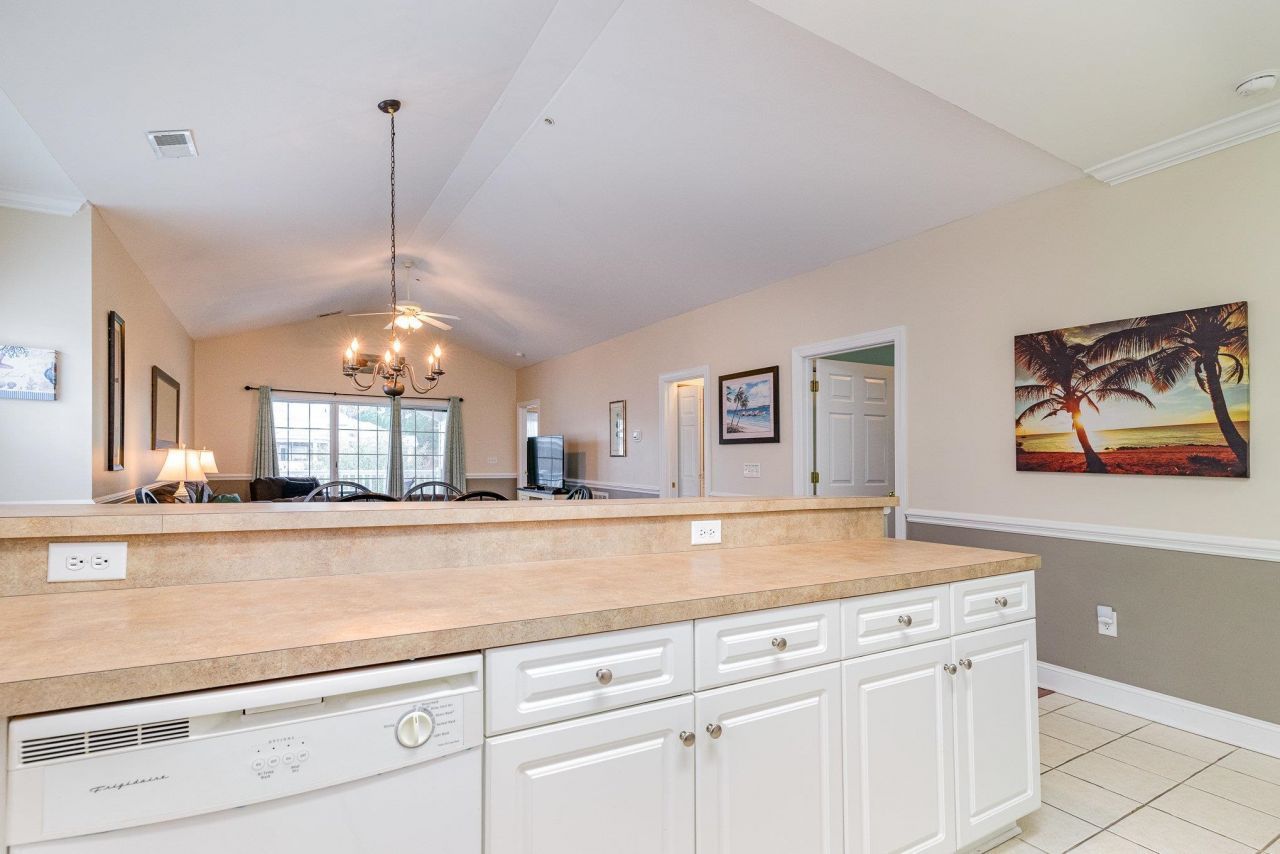 4872 Dahila Ct. Photo 13