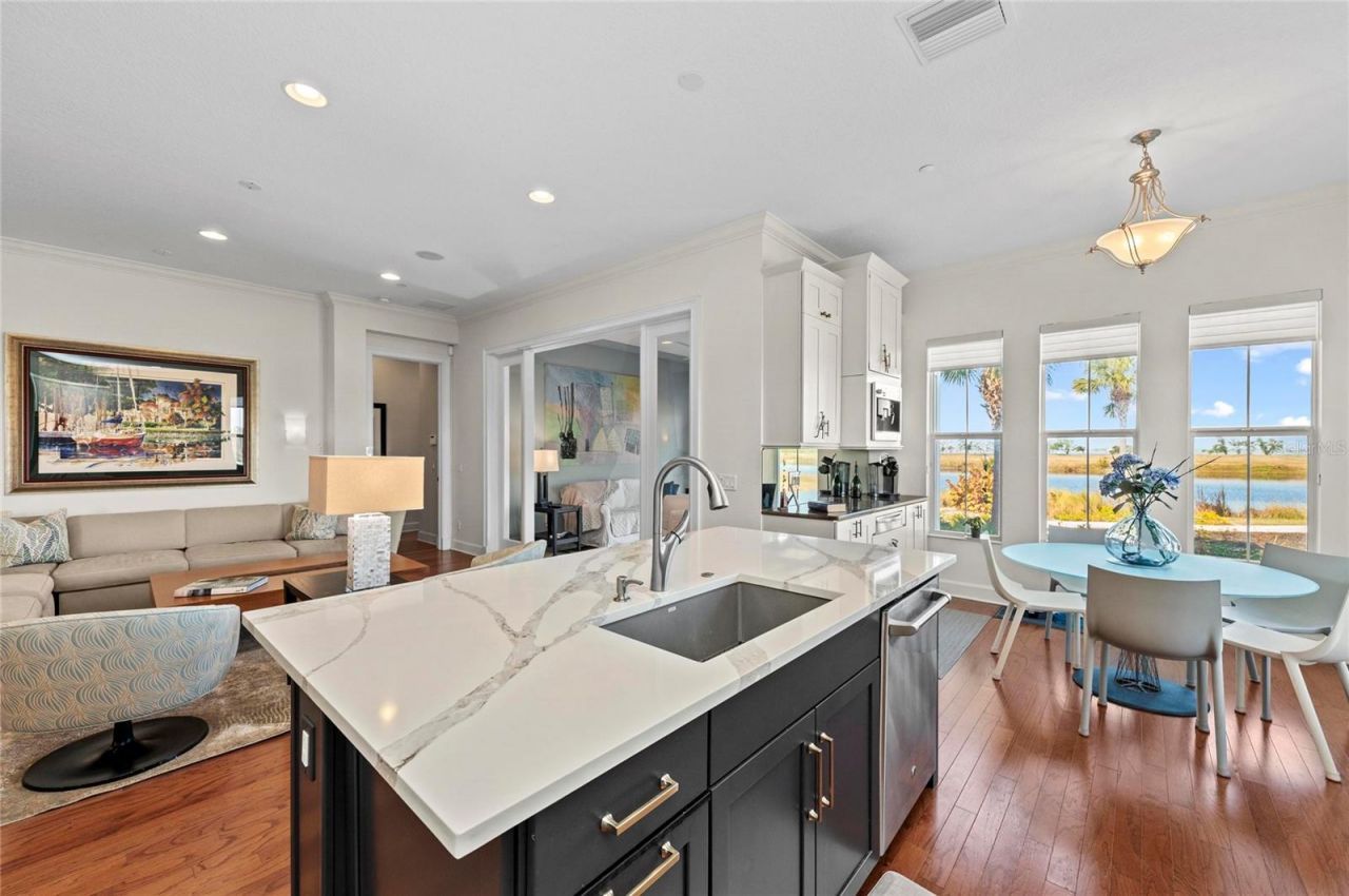 226 Sapphire Lake Drive, Unit 101, Bradenton, FL 34209 Photo