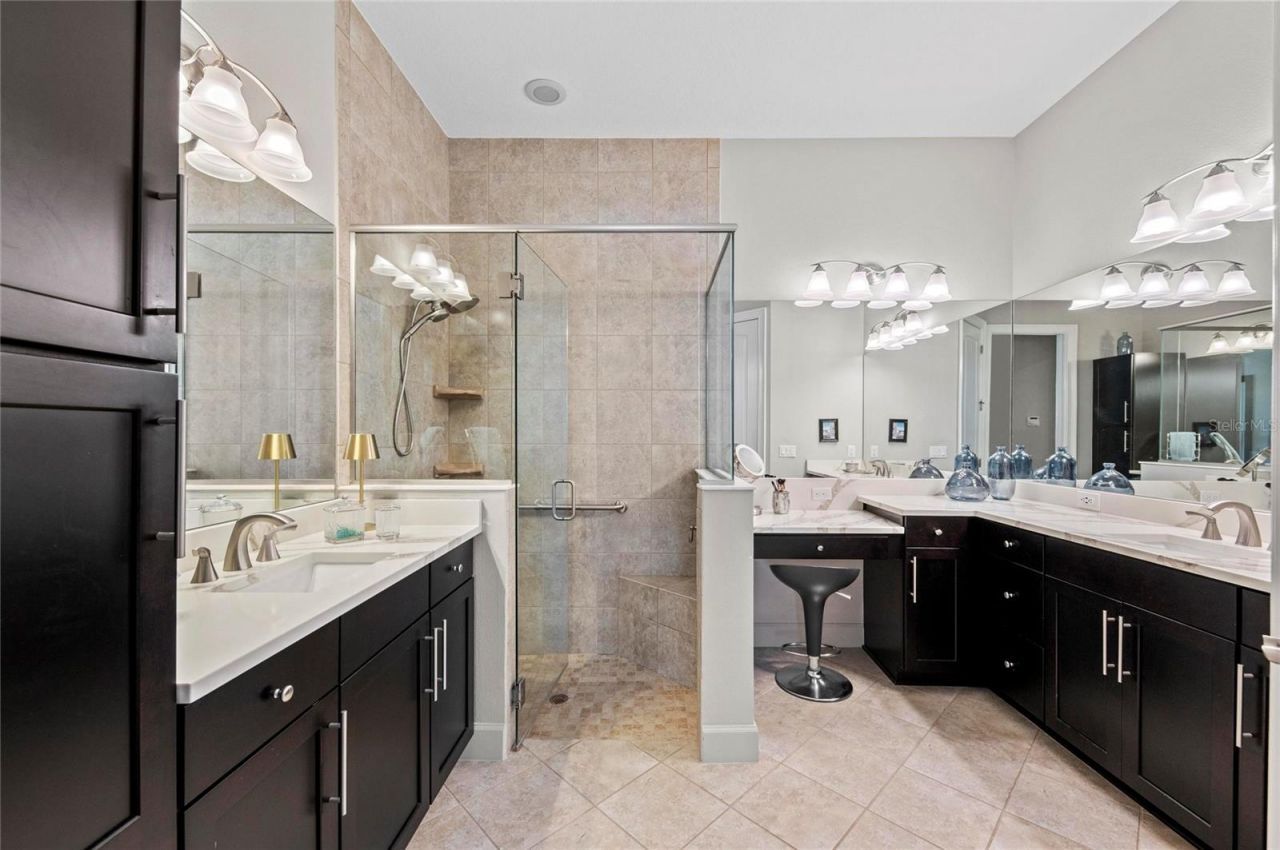 226 Sapphire Lake Drive, Unit 101, Bradenton, FL 34209 Photo