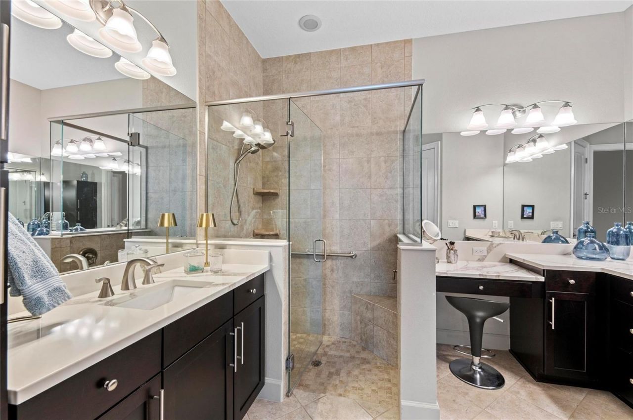 226 Sapphire Lake Drive, Unit 101, Bradenton, FL 34209 Photo