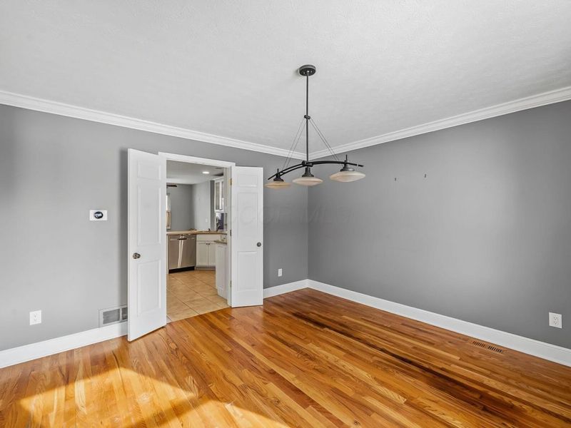 1566 Lorraine Avenue, Columbus, OH 43235 Photo 14