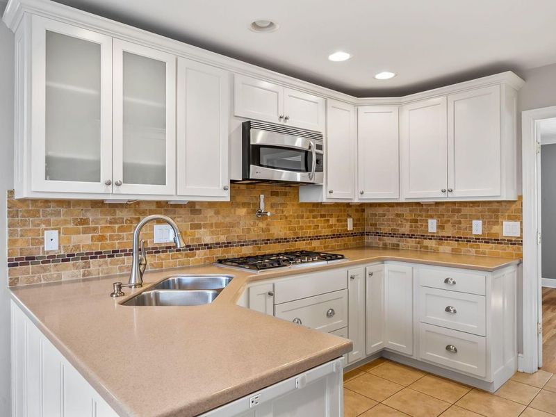 1566 Lorraine Avenue, Columbus, OH 43235 Photo 24