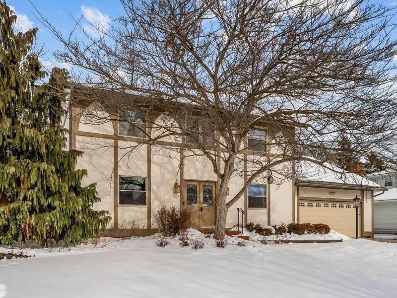 1566 Lorraine Avenue, Columbus, OH 43235 Photo 3