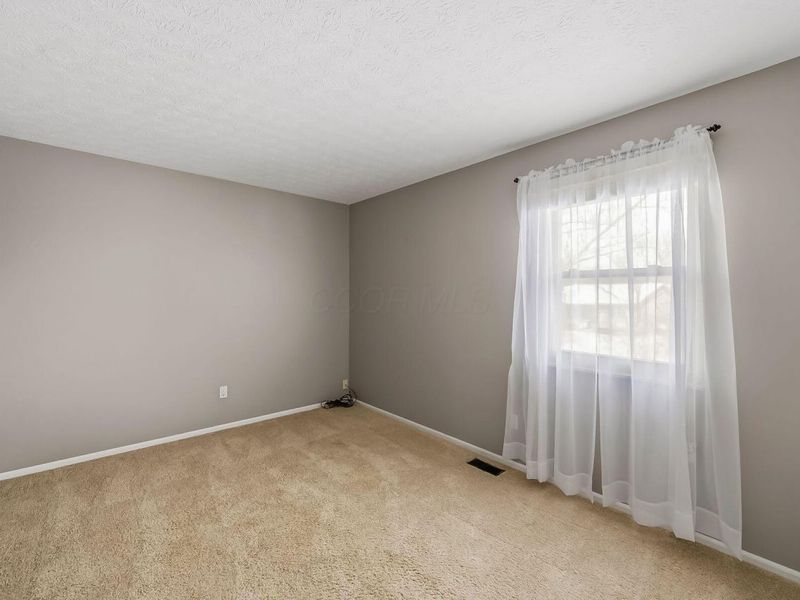 1566 Lorraine Avenue, Columbus, OH 43235 Photo 39