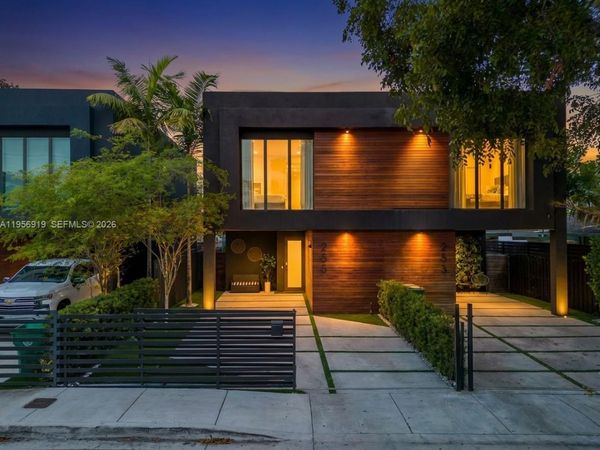 255 NW 39th St, Miami, FL 33127