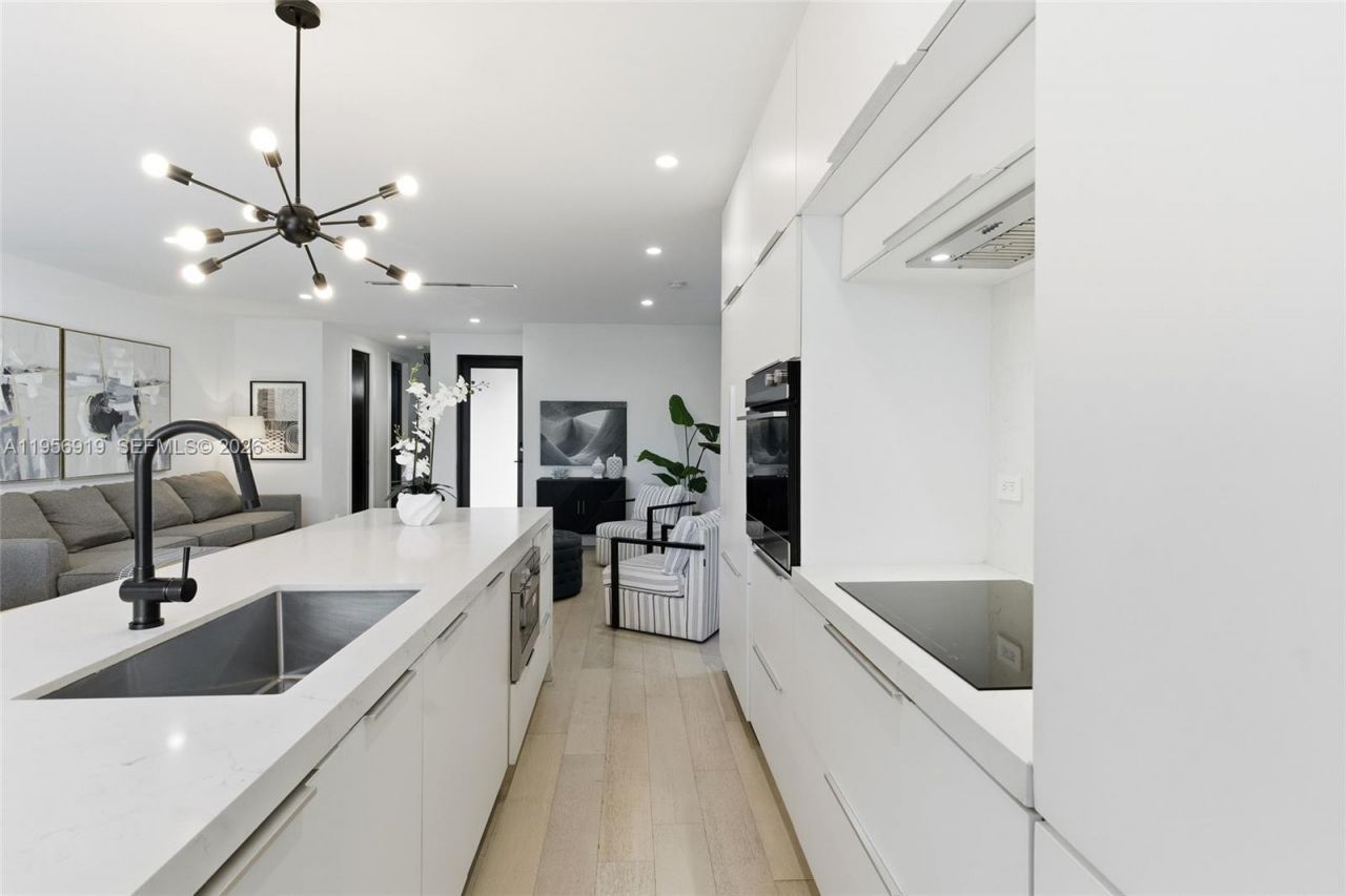 255 NW 39th St, Miami, FL 33127 Photo