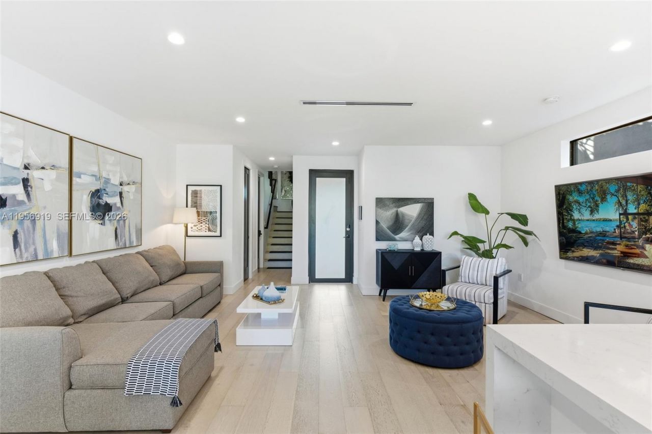 255 NW 39th St, Miami, FL 33127 Photo