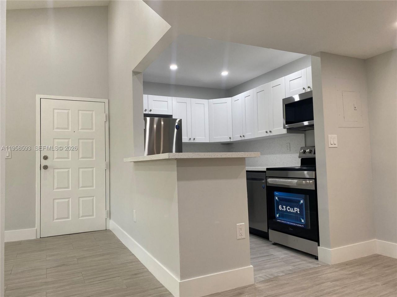 7175 NW 179th St, Unit 302, Hialeah, FL 33015 Photo