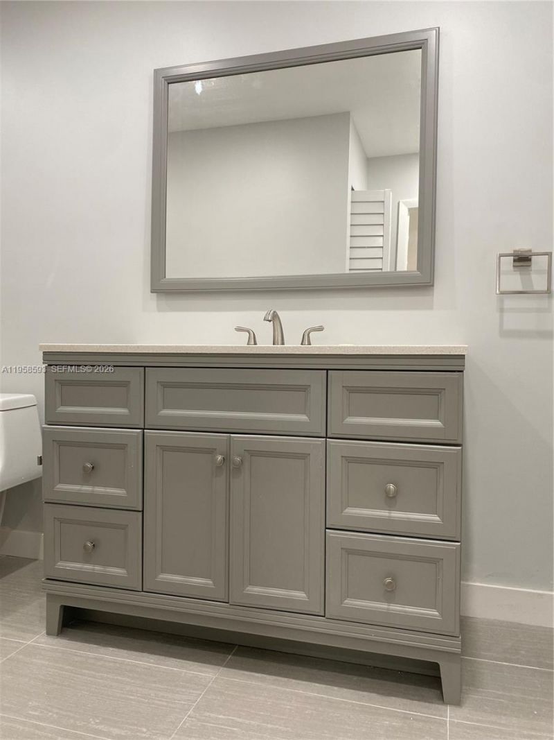 7175 NW 179th St, Unit 302, Hialeah, FL 33015 Photo