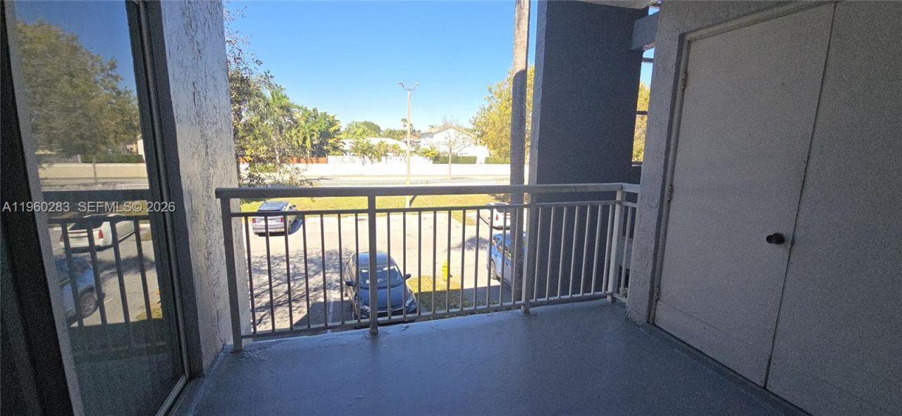 8540 SW 212th St, Unit 207, Cutler Bay, FL 33189 Photo