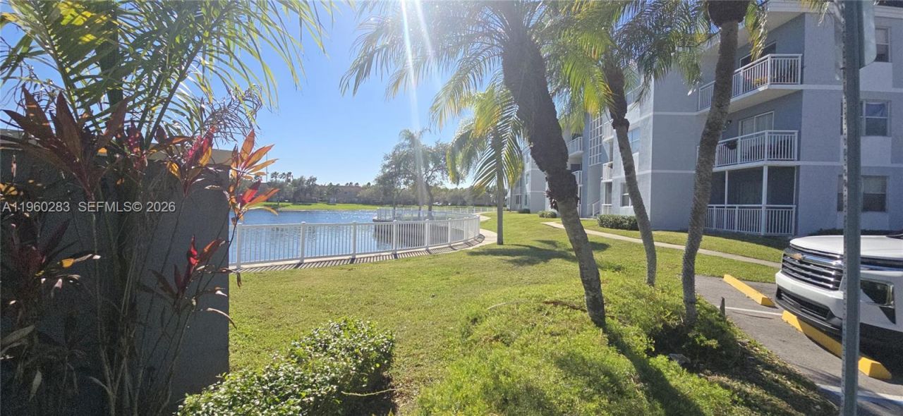 8540 SW 212th St, Unit 207, Cutler Bay, FL 33189 Photo